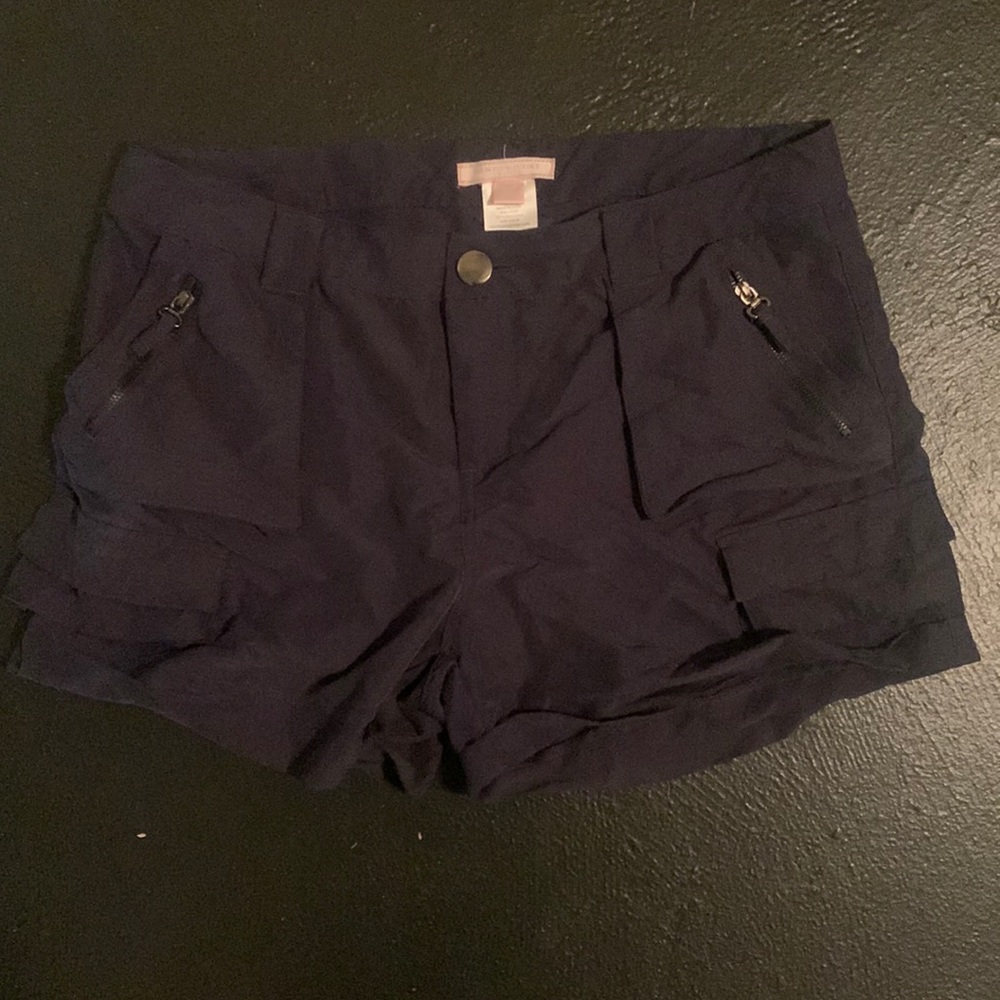 Romeo and Juliet Women’s Pocket Shorts Size Medium
